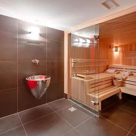 Casa D'amore, Lyskamm *